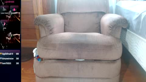 biggdw79 online show from April 6, 2026, 8:32 pm