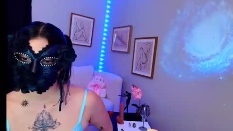 Snapshot of bystrawberry chatting on March 23, 2026, 6:23 pm Paris online show from March 23, 2026, 6:23 pm