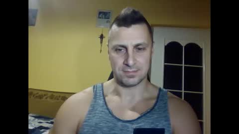 Snapshot of bzykacz1988 chatting on October 17, 2025, 4:42 pm bzykacz1988 online show from October 17, 2025, 4:42 pm