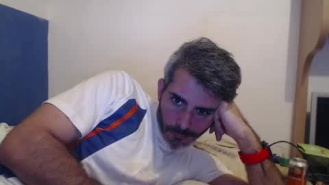 Collin Farrel online show from December 1, 2024, 7:25 pm