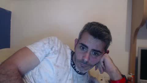 Collin Farrel online show from December 22, 2024, 6:04 pm