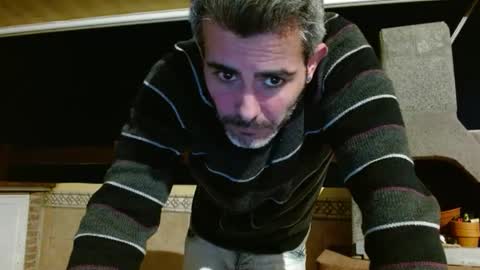 Collin Farrel online show from February 6, 2025, 6:35 pm