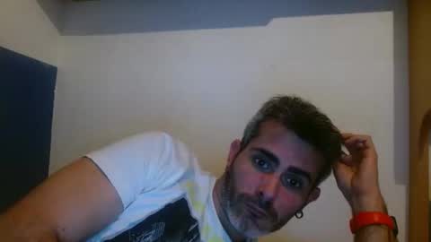 Collin Farrel online show from March 2, 2025, 6:08 pm