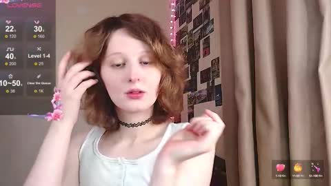 Snapshot of c0ralynx chatting on October 5, 2025, 9:13 pm C0ralynx online show from October 5, 2025, 9:13 pm