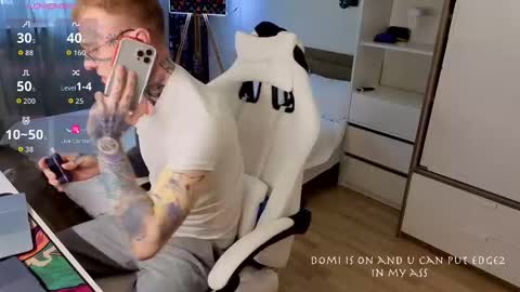 Snapshot of c10h15on chatting on February 20, 2026, 9:00 am c10h15on online show from February 20, 2026, 9:00 am