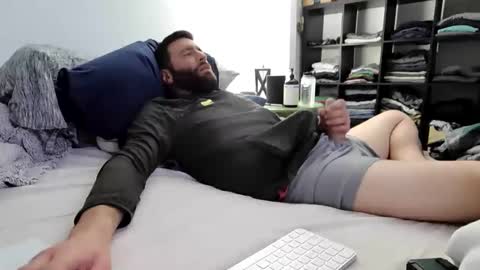 Snapshot of c2cmee chatting on November 14, 2025, 3:27 am c2cmee online show from November 14, 2025, 3:27 am