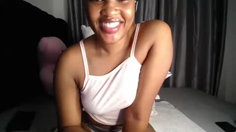 Snapshot of cadercey_kimmy01 chatting on February 21, 2025, 4:37 pm EVA online show from February 21, 2025, 4:37 pm