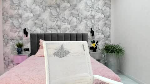 Lita online show from December 21, 2025, 11:34 pm