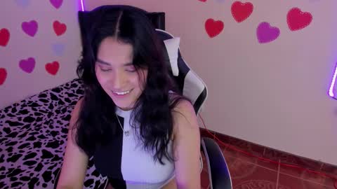 caelisse_cb online show from February 21, 2026, 3:35 pm