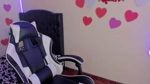 caelisse_cb online show from April 4, 2026, 3:31 pm