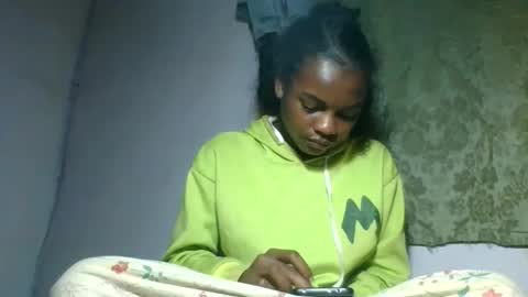 caella98 online show from May 24, 2026, 4:17 am