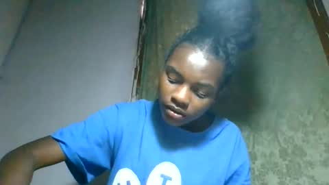 caella98 online show from May 29, 2026, 8:23 am