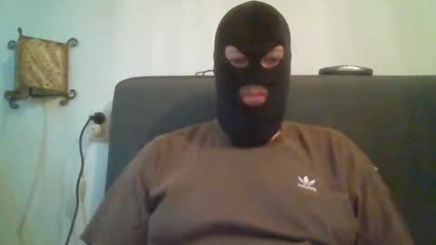 Snapshot of cagegag31 chatting on March 28, 2026, 9:20 am cagegag31 online show from March 28, 2026, 9:20 am