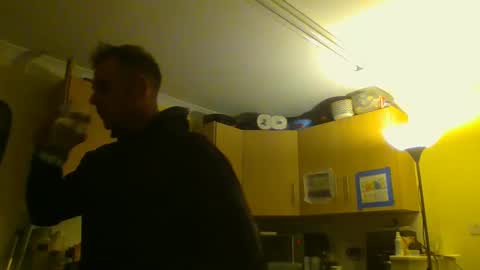 Snapshot of cags84 chatting on January 3, 2025, 11:55 pm cags84 online show from January 3, 2025, 11:55 pm