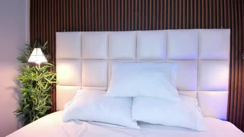 CailynBrown online show from November 19, 2025, 4:12 am