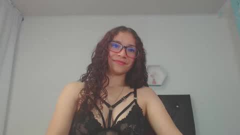 Snapshot of cailynmusa chatting on December 19, 2024, 5:51 am cailynmusa online show from December 19, 2024, 5:51 am