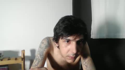 Snapshot of caiokieran chatting on February 18, 2025, 2:38 am caiokieran online show from February 18, 2025, 2:38 am