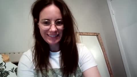 Caitie Citrine online show from December 15, 2024, 2:41 am