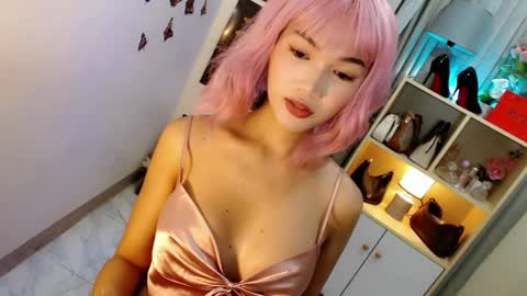 Snapshot of caitlin_x chatting on May 7, 2026, 6:46 pm caitlin online show from May 7, 2026, 6:46 pm