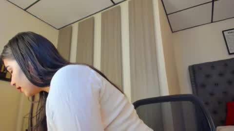 Snapshot of caitlingomez0 chatting on February 1, 2026, 12:48 pm caitlingomez0 online show from February 1, 2026, 12:48 pm