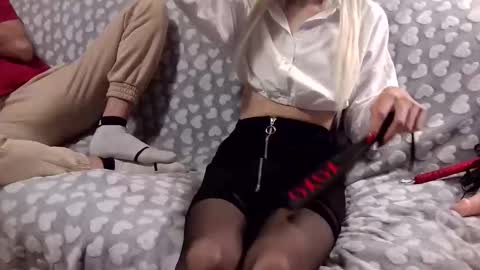 Caitlyn and Zack online show from October 7, 2025, 3:42 pm