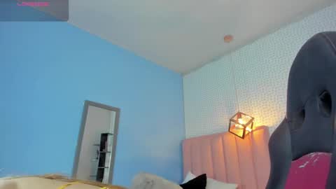 Snapshot of calanthelove chatting on October 27, 2025, 3:10 am Calanthe online show from October 27, 2025, 3:10 am