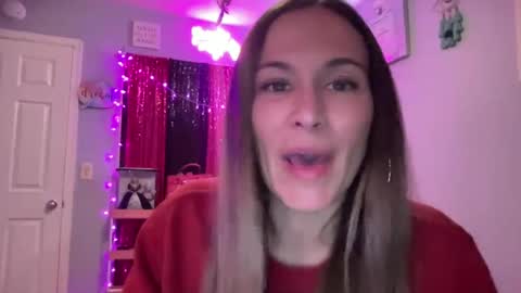 calibarbie24 online show from November 15, 2025, 6:33 am