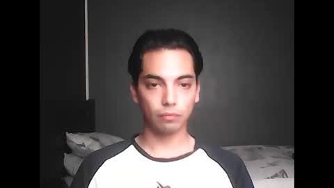 Snapshot of caligula_99 chatting on January 14, 2026, 3:06 pm Calgula online show from January 14, 2026, 3:06 pm