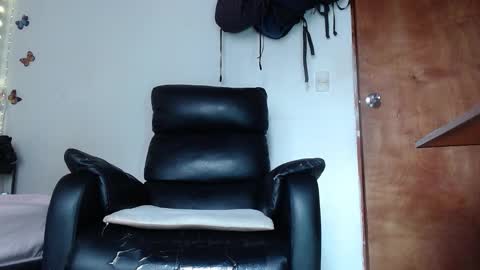 Snapshot of calioppe_10 chatting on January 15, 2026, 1:59 pm Calioppe 10 online show from January 15, 2026, 1:59 pm