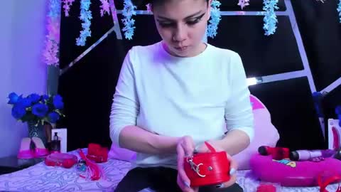 Snapshot of calipso_swet chatting on September 19, 2025, 8:42 pm Calipso Swet online show from September 19, 2025, 8:42 pm