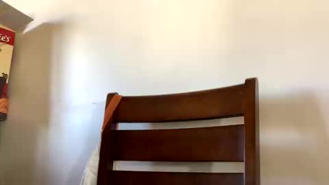 Snapshot of calishop1 chatting on November 3, 2025, 9:27 pm calishop1 online show from November 3, 2025, 9:27 pm