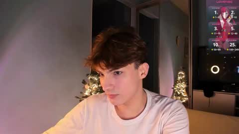 Snapshot of call__me_leo chatting on January 10, 2025, 10:25 pm Call me Leo online show from January 10, 2025, 10:25 pm