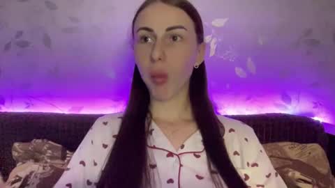 Snapshot of call_me_dad_ chatting on January 19, 2025, 8:09 pm Anna online show from January 19, 2025, 8:09 pm
