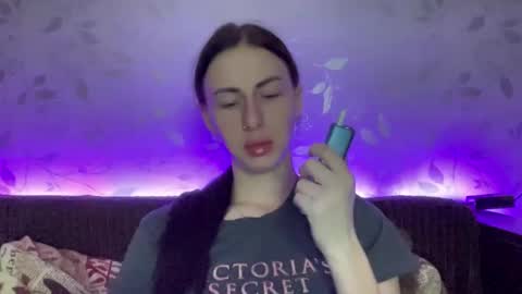 Snapshot of call_me_dad_ chatting on February 27, 2025, 3:04 am Anna online show from February 27, 2025, 3:04 am
