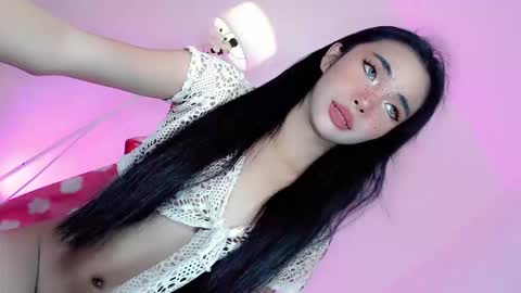 call_me_nina online show from May 12, 2026, 4:31 am