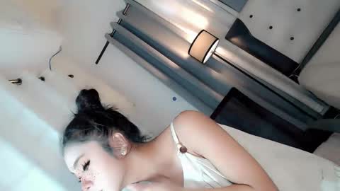 call_me_nina online show from May 25, 2026, 2:17 am