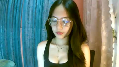 Snapshot of calla_freya chatting on October 16, 2025, 11:22 am Freya online show from October 16, 2025, 11:22 am
