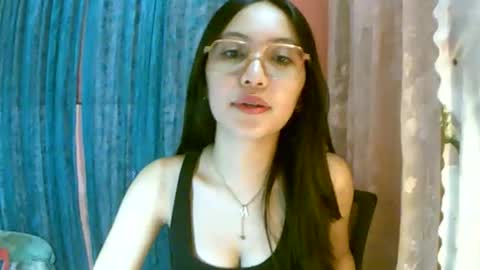Snapshot of calla_freya chatting on October 17, 2025, 3:10 am Freya online show from October 17, 2025, 3:10 am