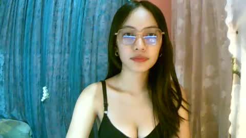 Snapshot of calla_freya chatting on November 26, 2025, 10:16 am Freya online show from November 26, 2025, 10:16 am