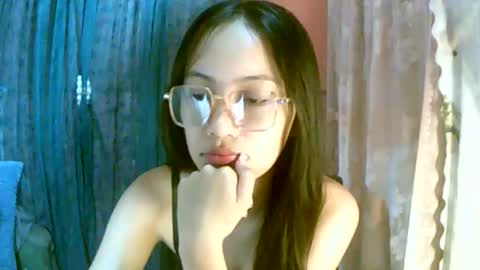 Snapshot of calla_freya chatting on December 15, 2025, 11:25 am Freya online show from December 15, 2025, 11:25 am