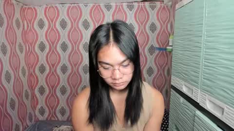 Snapshot of callme_bella26 chatting on October 10, 2025, 5:34 pm bella online show from October 10, 2025, 5:34 pm