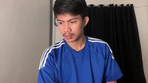 Snapshot of callme_jus chatting on November 19, 2025, 7:14 pm Jus online show from November 19, 2025, 7:14 pm