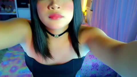 Snapshot of callme_mia chatting on August 5, 2026, 6:27 am Mia online show from August 5, 2026, 6:27 am