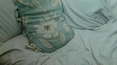 callme_pogs online show from October 24, 2025, 3:52 pm