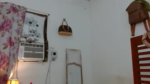 Snapshot of callme_shiel chatting on September 30, 2025, 6:46 pm shiela online show from September 30, 2025, 6:46 pm