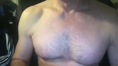 callum5555 online show from February 3, 2025, 11:05 pm