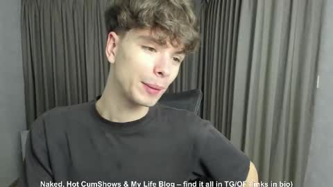 Hey I am Calvin  online show from December 2, 2025, 2:23 pm