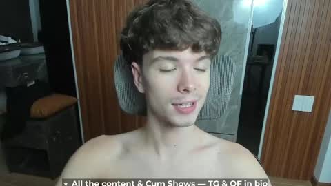 Hey I am Calvin  online show from May 27, 2026, 4:37 pm