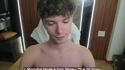 Hey I am Calvin  online show from July 11, 2026, 3:15 pm