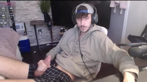 calvin_tanner online show from October 15, 2025, 4:18 pm